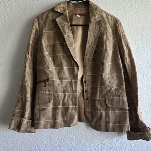 Classic Tan Plaid Women's Blazer